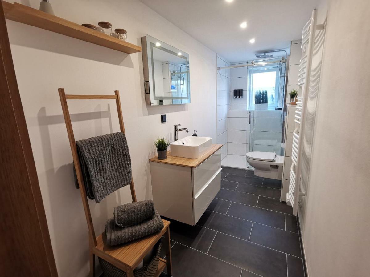 Apartment Moderne 3br Netflix,kaffee,wifi,parken *